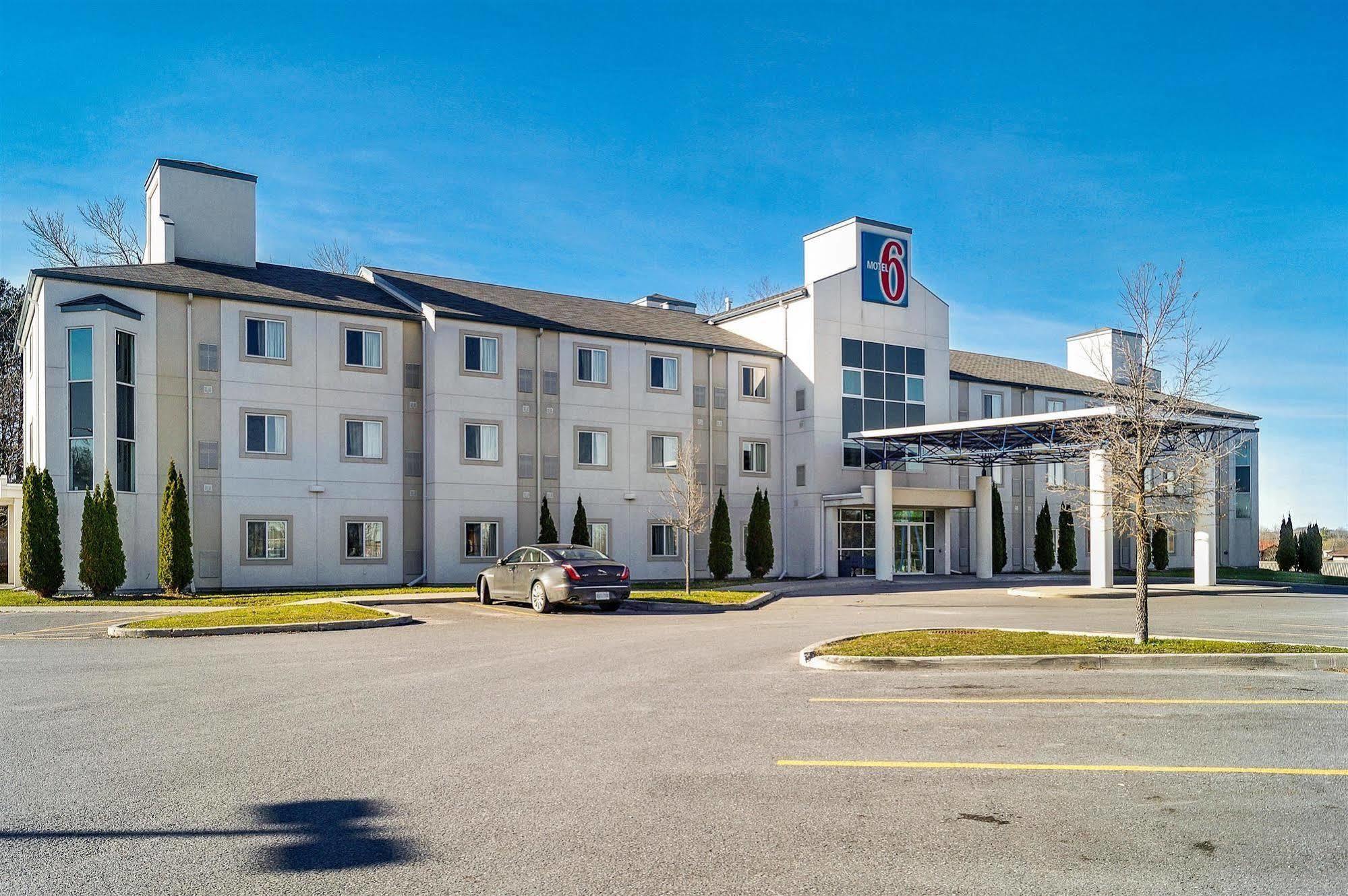 Motel 6-Peterborough, On מראה חיצוני תמונה