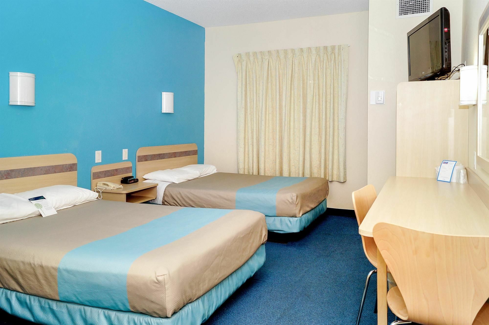 Motel 6-Peterborough, On מראה חיצוני תמונה